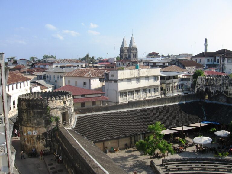 アープラヴァシ・ガート 世界遺産を学ぶ